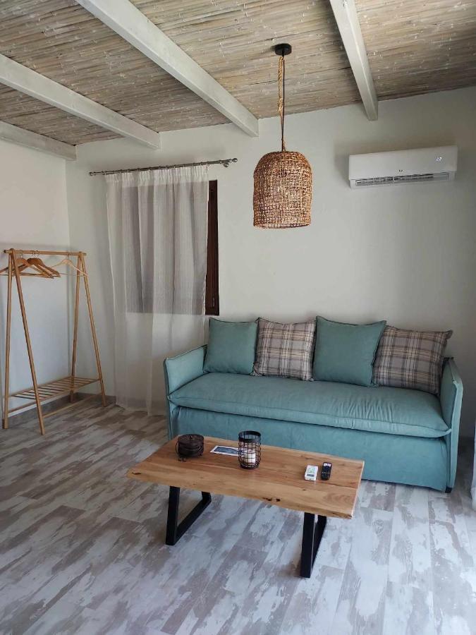 Valia'S Beach House Agia Paraskevi  Extérieur photo